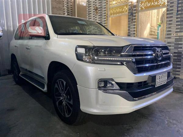 Toyota for sale in Iraq